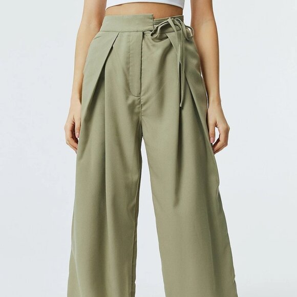 Solado Drawstring Ruched Solid Casual Pants Green size medium NWT - Picture 2 of 9